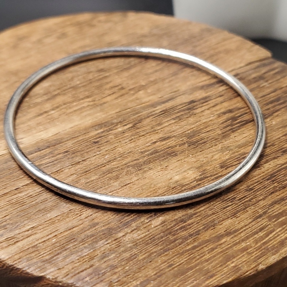 B0703 silver toned slider‎ bracelet vintage